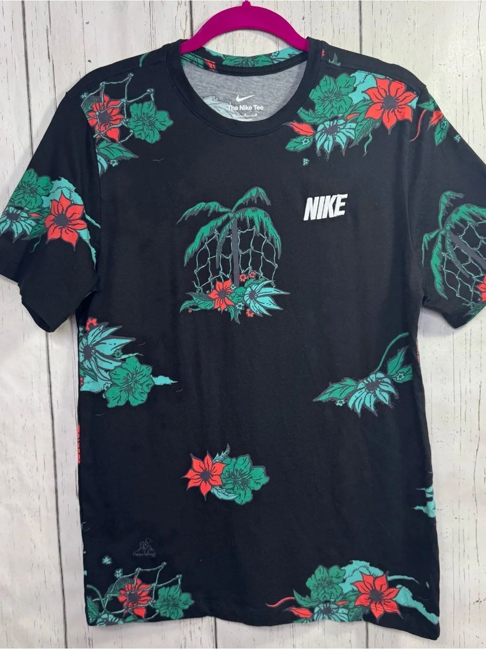 Nike Black Tropical Floral Graphic Tee Shirt Size M Short Sleeve Streetwear